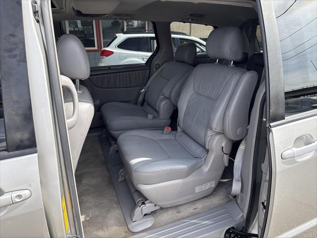 used 2005 Toyota Sienna car, priced at $7,438