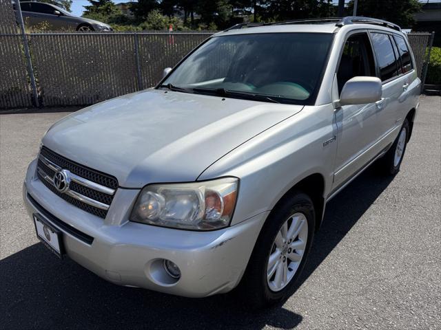 used 2006 Toyota Highlander Hybrid car, priced at $5,938