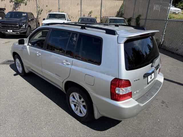 used 2006 Toyota Highlander Hybrid car, priced at $5,938