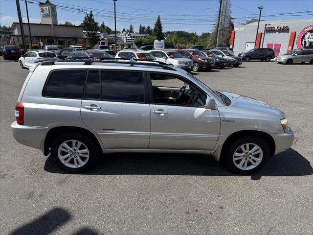 used 2006 Toyota Highlander Hybrid car, priced at $5,938