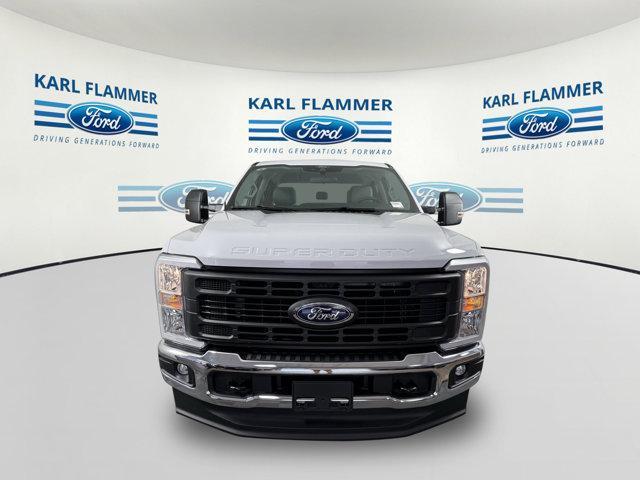 new 2025 Ford F-250 car, priced at $64,087