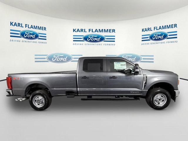 new 2025 Ford F-250 car, priced at $67,425