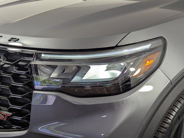 new 2025 Ford Explorer car, priced at $56,694
