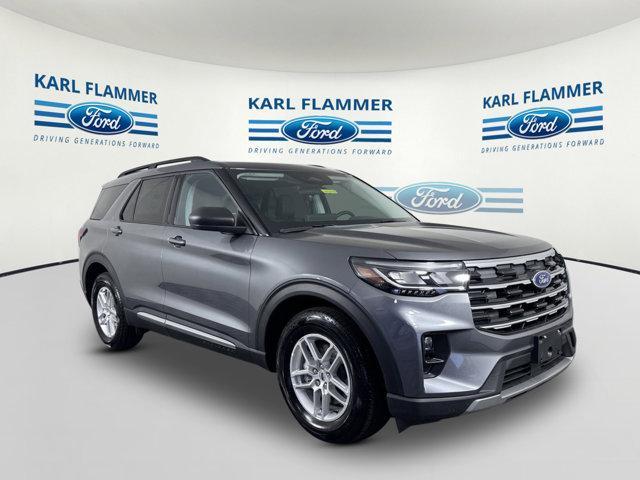 new 2025 Ford Explorer car, priced at $40,585