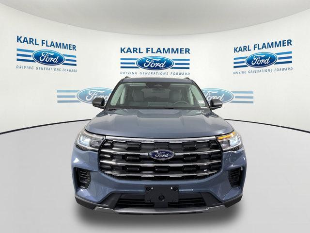 new 2025 Ford Explorer car, priced at $39,689