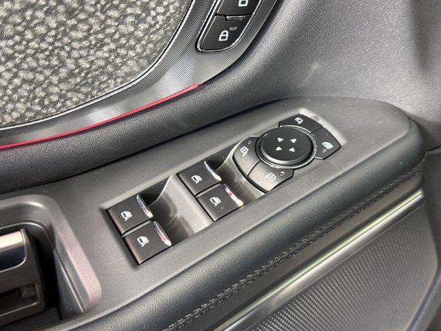 new 2025 Ford Expedition car, priced at $78,044