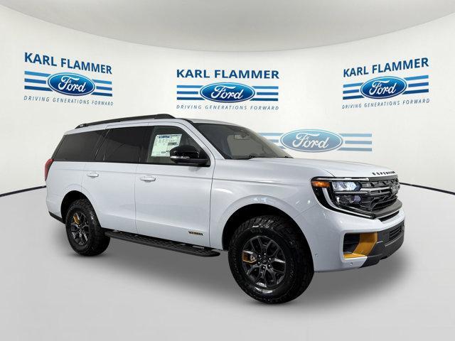 new 2025 Ford Expedition car, priced at $78,044