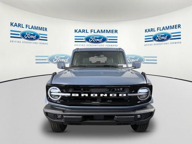 new 2025 Ford Bronco car, priced at $50,090