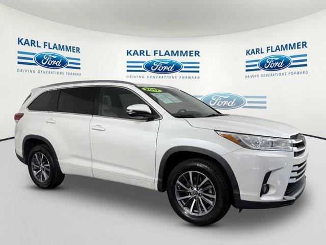 used 2017 Toyota Highlander car, priced at $17,258