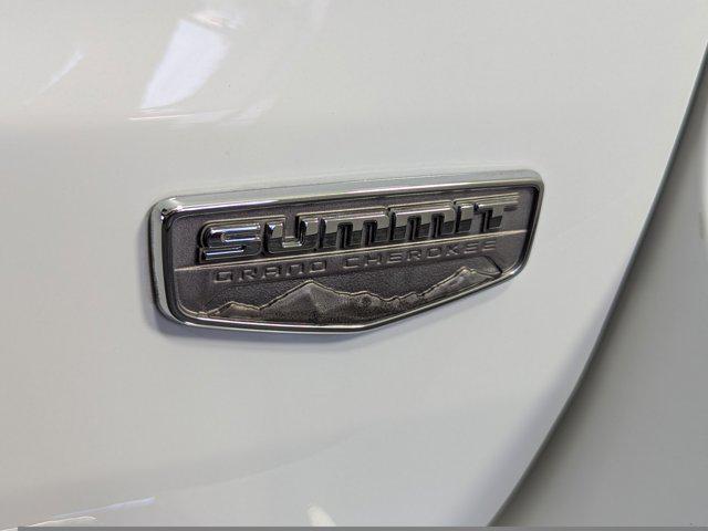 used 2016 Jeep Grand Cherokee car, priced at $19,132