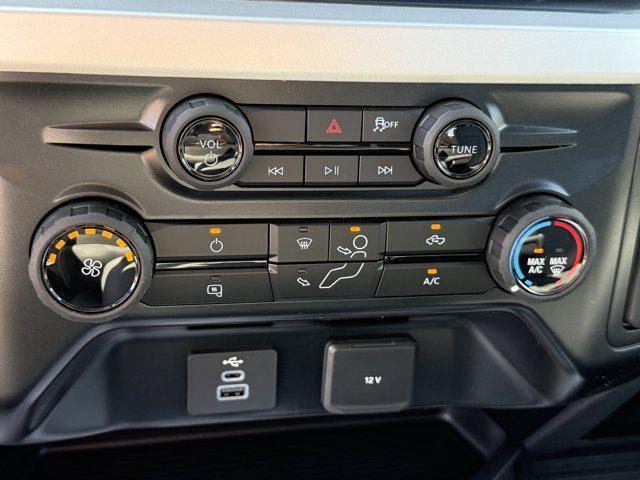 new 2025 Ford F-450 car, priced at $76,755