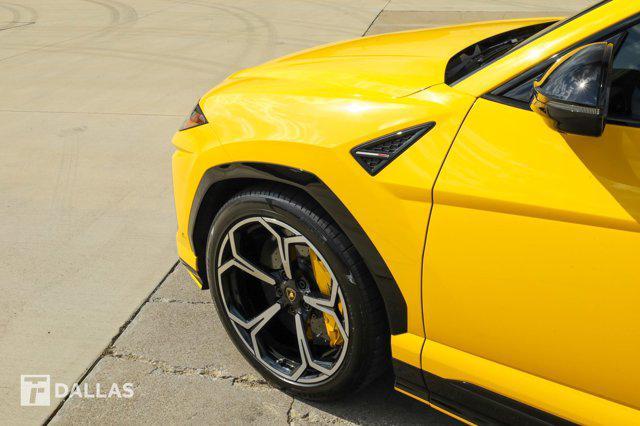 used 2020 Lamborghini Urus car, priced at $197,900