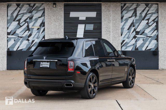 used 2022 Rolls-Royce Cullinan car, priced at $285,900