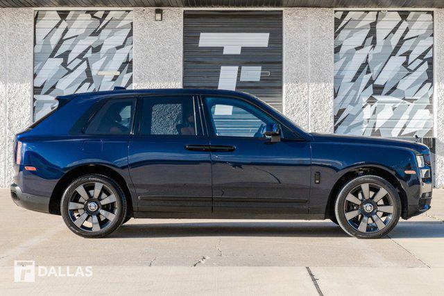 used 2021 Rolls-Royce Cullinan car, priced at $285,900