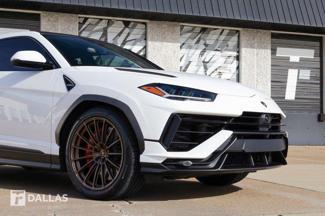 used 2023 Lamborghini Urus car, priced at $289,900