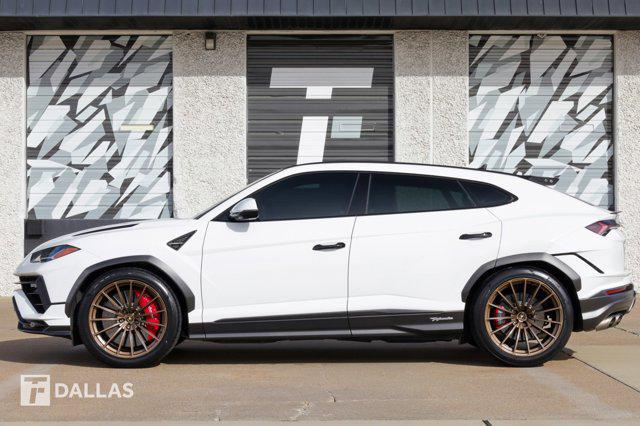 used 2023 Lamborghini Urus car, priced at $289,900