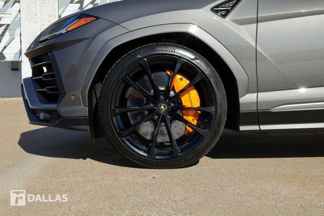 used 2022 Lamborghini Urus car, priced at $229,900