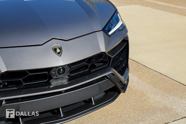 used 2022 Lamborghini Urus car, priced at $229,900