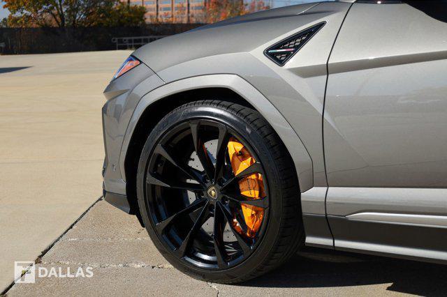 used 2022 Lamborghini Urus car, priced at $229,900