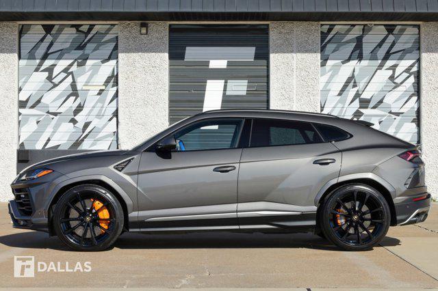 used 2022 Lamborghini Urus car, priced at $229,900