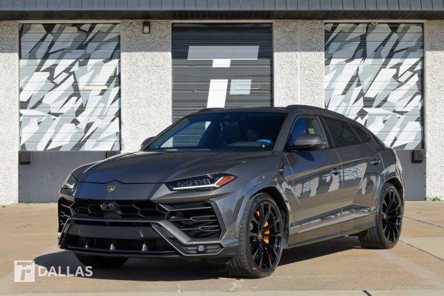 used 2022 Lamborghini Urus car, priced at $229,900