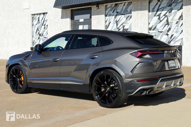 used 2022 Lamborghini Urus car, priced at $229,900