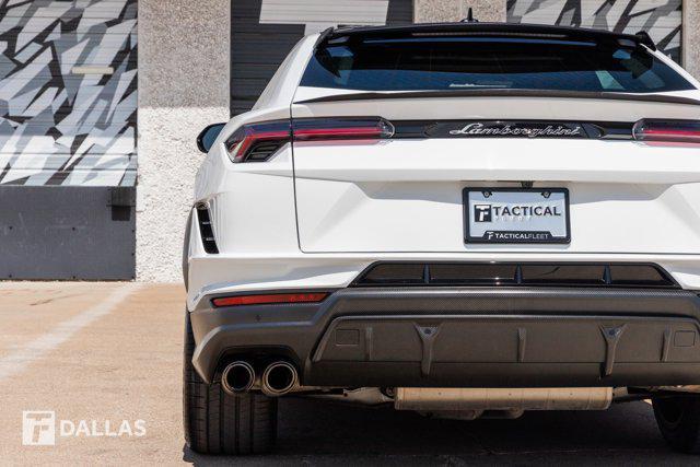 used 2023 Lamborghini Urus car, priced at $279,900