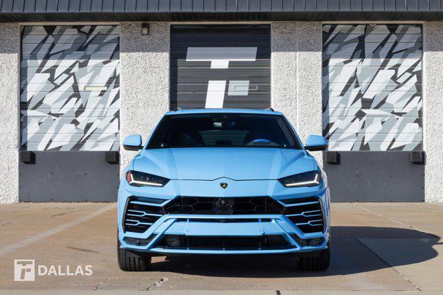 used 2022 Lamborghini Urus car, priced at $237,900