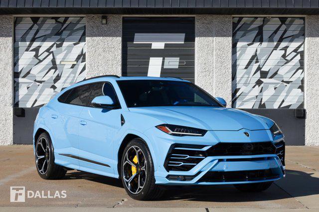 used 2022 Lamborghini Urus car, priced at $237,900