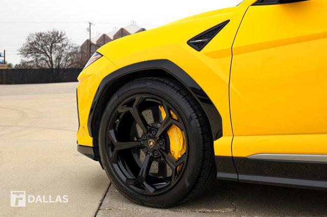 used 2019 Lamborghini Urus car, priced at $184,900