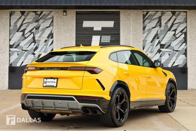 used 2019 Lamborghini Urus car, priced at $184,900