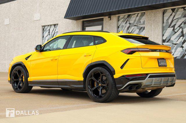 used 2019 Lamborghini Urus car, priced at $184,900