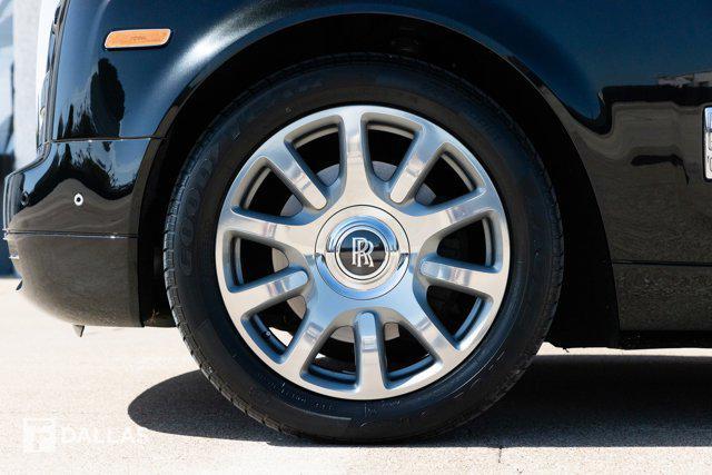 used 2016 Rolls-Royce Phantom car, priced at $215,900