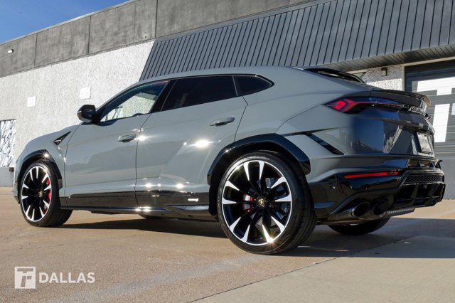 used 2023 Lamborghini Urus car, priced at $275,900