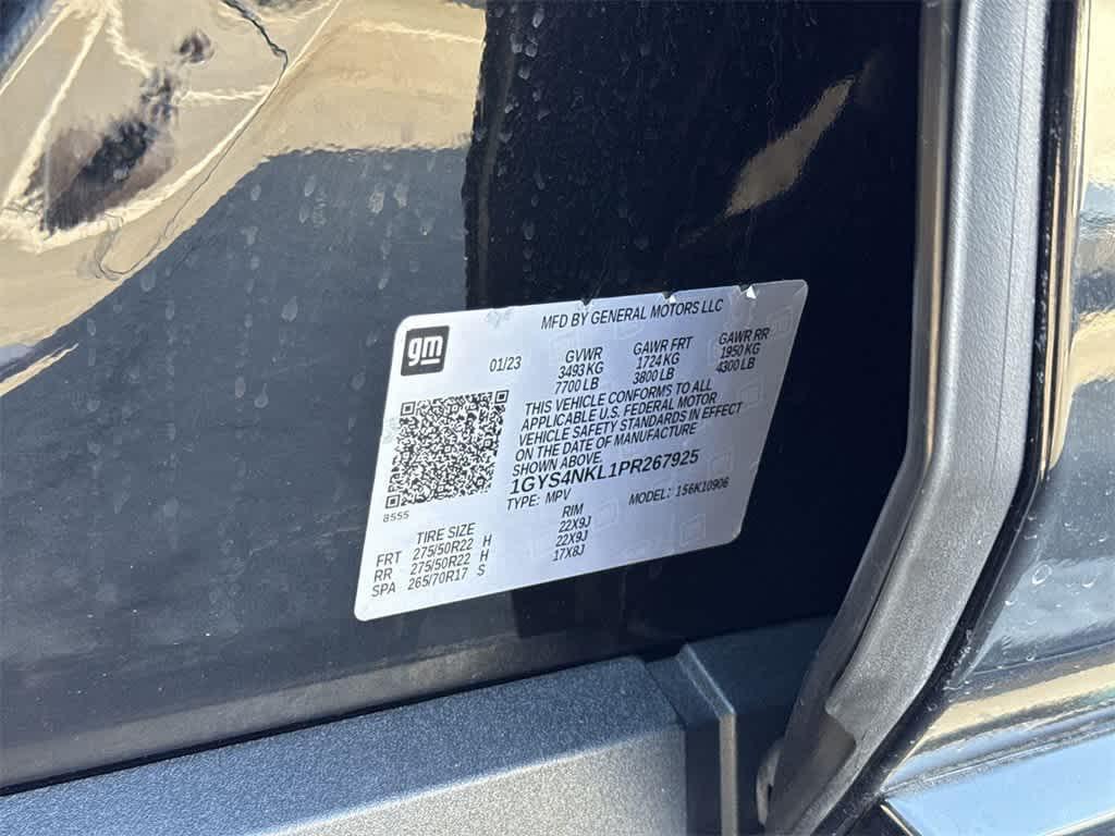 used 2023 Cadillac Escalade ESV car, priced at $67,555