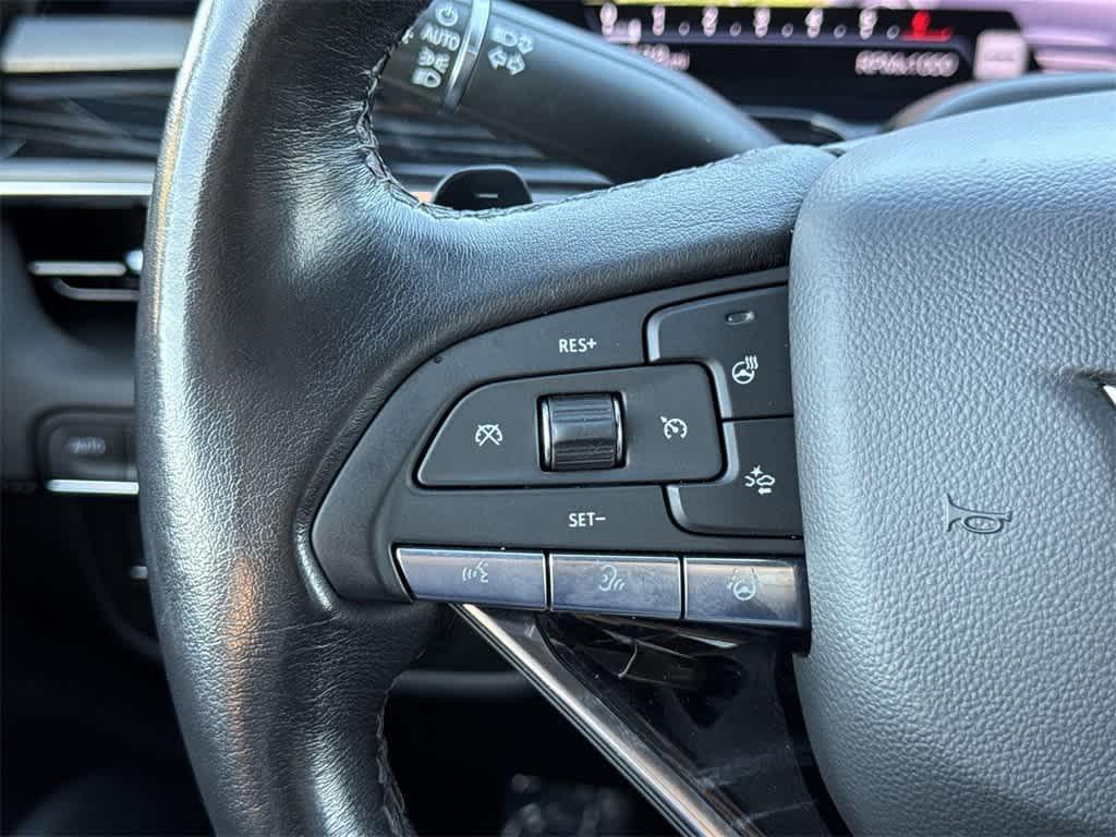 used 2023 Cadillac Escalade ESV car, priced at $67,555