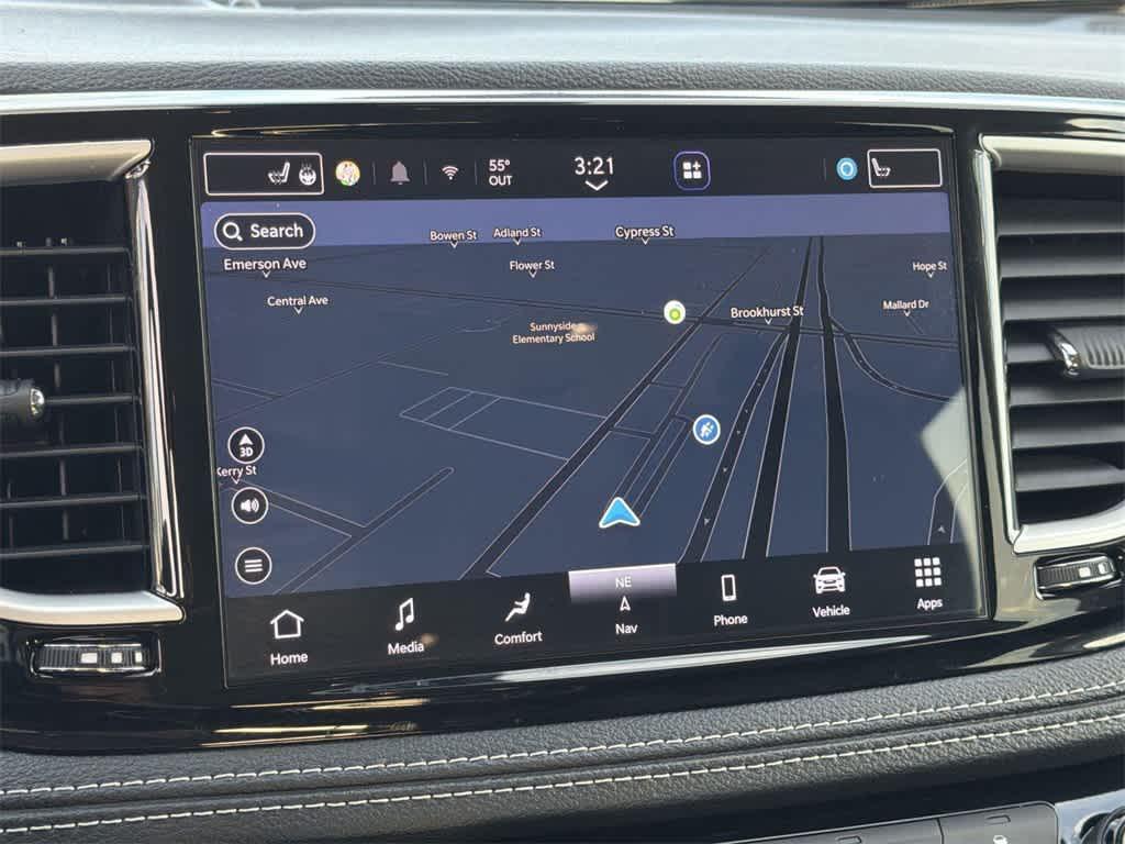 used 2024 Chrysler Pacifica Hybrid car, priced at $33,089