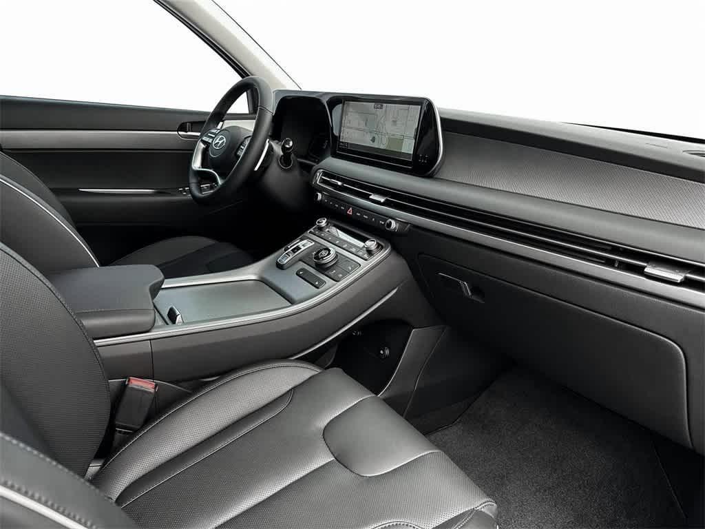 used 2025 Hyundai Palisade car, priced at $36,689