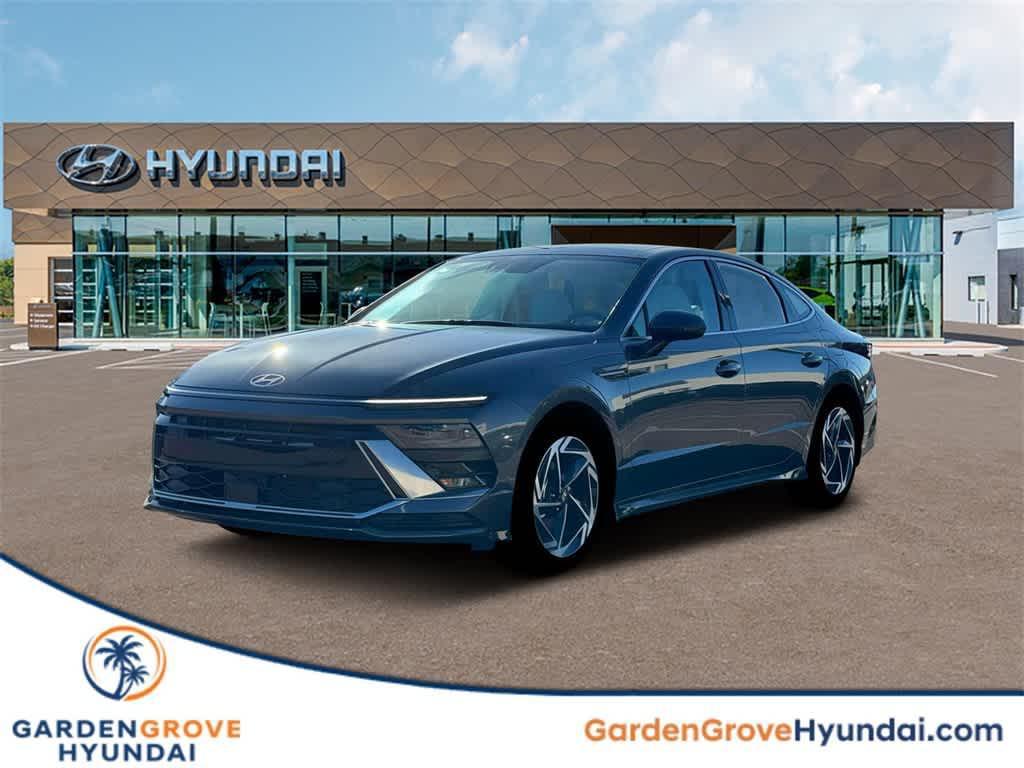 new 2025 Hyundai Sonata car, priced at $27,024