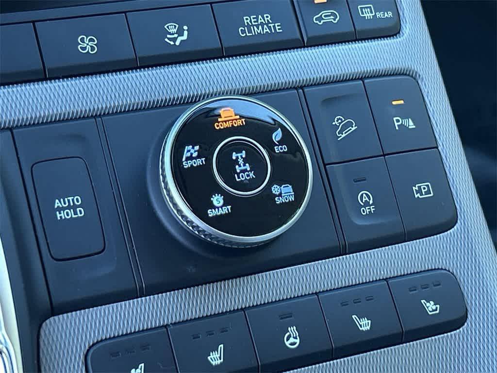 used 2024 Hyundai Palisade car, priced at $40,360