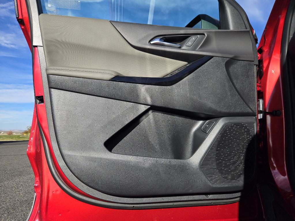 new 2026 Chevrolet Equinox car, priced at $36,310