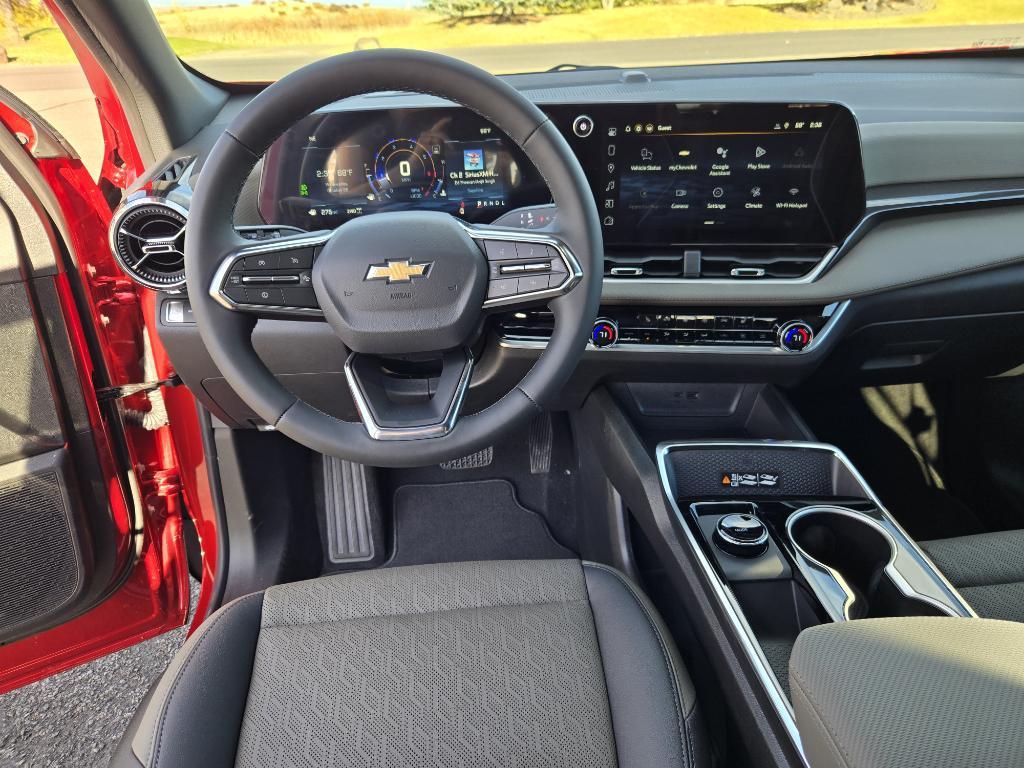 new 2026 Chevrolet Equinox car, priced at $36,310