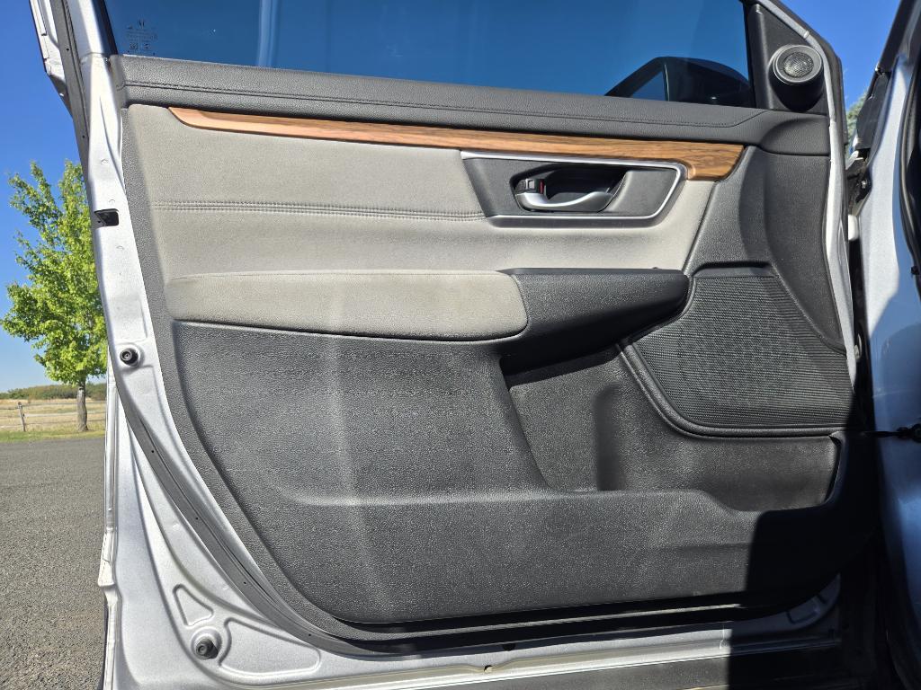 used 2017 Honda CR-V car, priced at $23,495