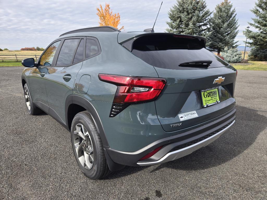 new 2026 Chevrolet Trax car, priced at $26,160