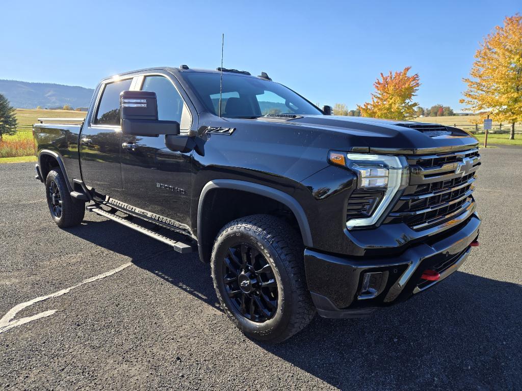 used 2025 Chevrolet Silverado 3500 car, priced at $72,995