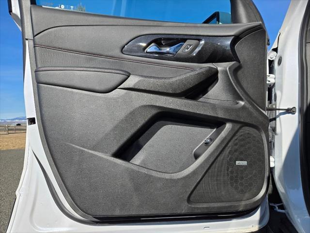 used 2023 Chevrolet Traverse car, priced at $41,995