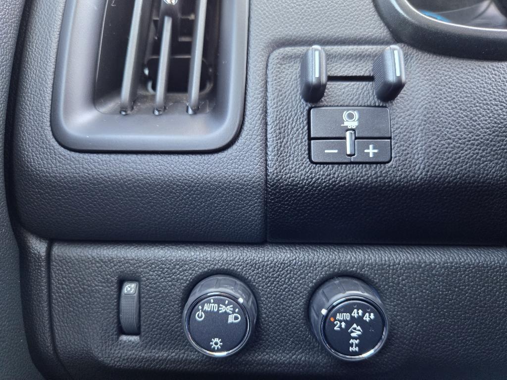 used 2022 Chevrolet Colorado car, priced at $38,995
