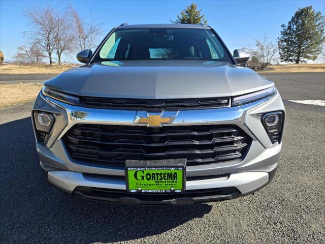 new 2025 Chevrolet TrailBlazer car, priced at $30,575