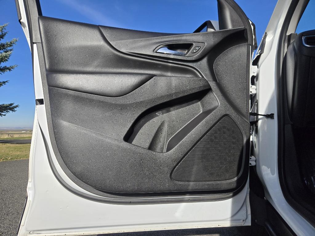 used 2023 Chevrolet Equinox car, priced at $21,995