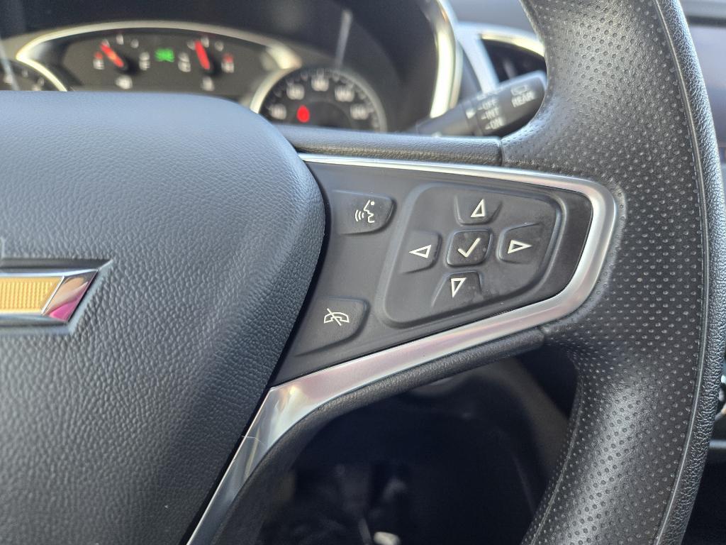 used 2023 Chevrolet Equinox car, priced at $21,995